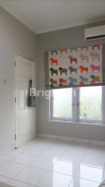 image RUMAH MEWAH 2 LANTAI DI PURI MEDIA (3)