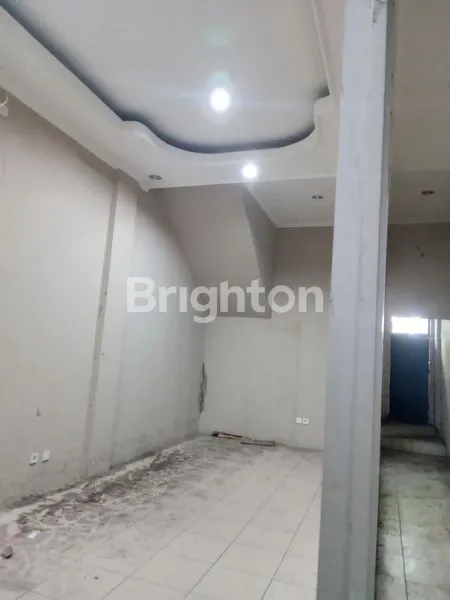 image RUKO 1 PINTU 3 LANTAI SIAP HUNI AREA KOL. H. BURLIAN, PALEMBANG (2)