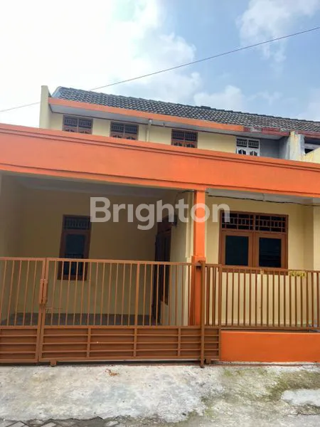 image RUMAH 2 LANTAI 3 KT DI BOJONG NANGKA (1)
