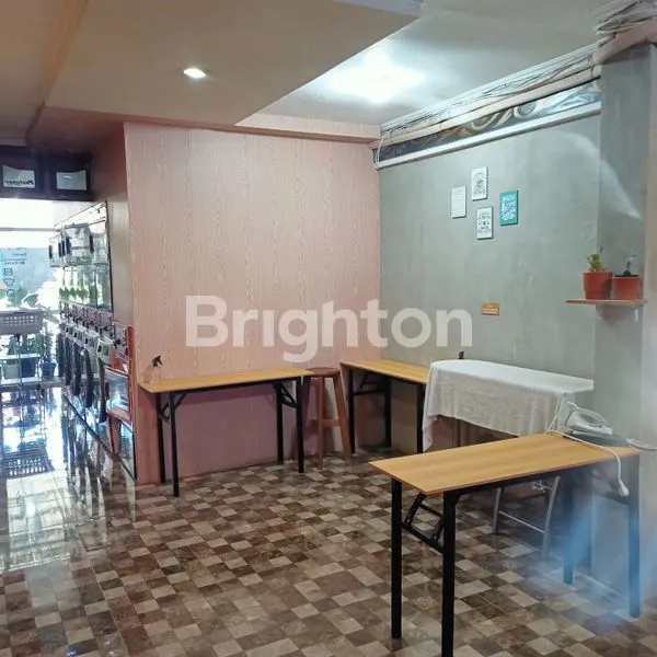 image DIJUAL RUMAH KOS DAERAH WARU SURABAYA DENGAN DESAIN MODERN, BANGUNAN BARU SIAP HUNI DENGAN RUMAH 2 LANTAI (8)