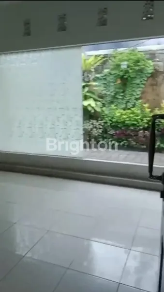 image RUMAH EX FASHION OFFICE COCOK UNTUK USAHA TAMAN SARI DEKAT GUNUNG SALAK, KEROBOKAN, TEUKU UMAR, KESAMBI (3)