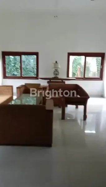 image RUMAH EX FASHION OFFICE COCOK UNTUK USAHA TAMAN SARI DEKAT GUNUNG SALAK, KEROBOKAN, TEUKU UMAR, KESAMBI (8)