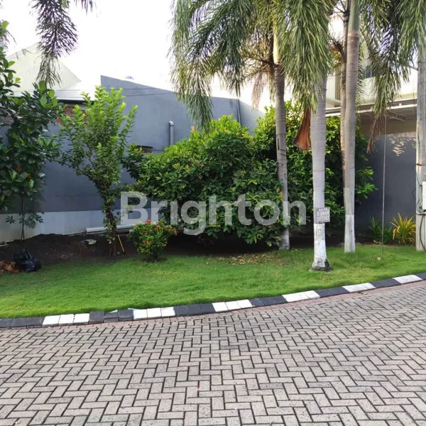 image BANGUNAN FULL RENOV, HOMEY, HUNIAN LINGKUNGAN AMAN & NYAMAN DI SURABAYA BARAT (3)