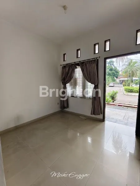 image HUNIAN KULDESAK PESONA KHAYANGAN (3)