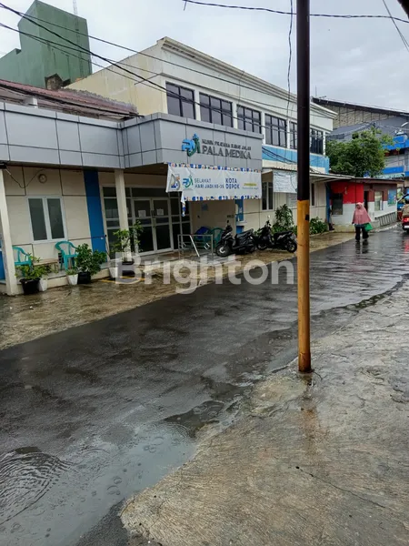 image DIJUAL RUMAH BANGUNAN LAMA TERAWAT, LOKASI STRATEGIS DI DEPOK 1 (8)