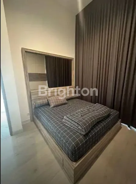 image RUMAH MEWAH 3 LANTAI FULL FURNISHED DI CLUSTER SEMAYANG ASYA  SIAP HUNI, CAKUNG JAKARTA TIMUR. (4)