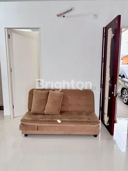 image RUMAH EXSEKUTIVE DI KAWASAN ELITE FULL FURNISHED SIAP HUNI (3)