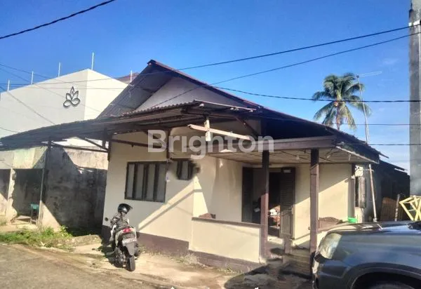 image RUMAH 5 KAMAR, LT 500 M², SIAP HUNI (6)