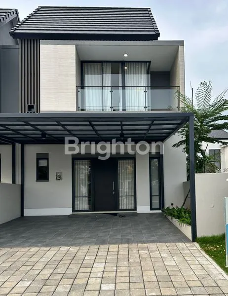 image RUMAH 2 LANTAI SHM DI GUNUNGANYAR (1)