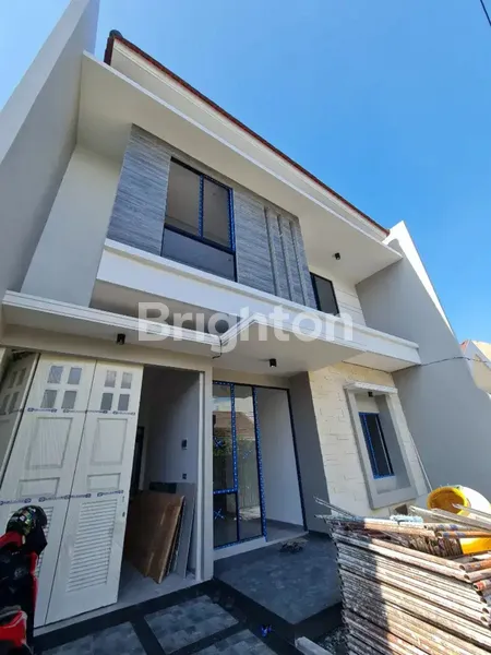 image RUMAH 2 LANTAI MINIMALIS MANYAR NEW GRESS SELANGKAH GALAXY MALL (2)