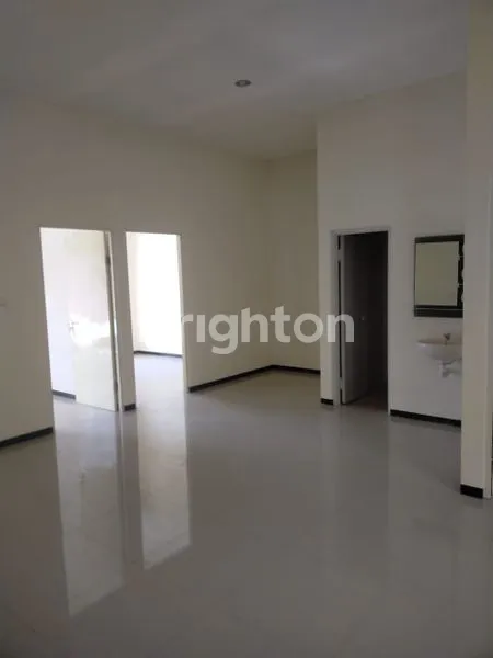 image MULYOSARI BARU GRESS, 2 LANTAI, DEKAT RAYA MULYOSARI (6)