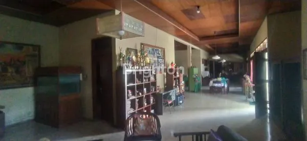 image TANAH BANGUNAN TUA DI LOKASI STRATEGIS SOLO. (5)