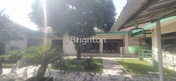 image TANAH BANGUNAN TUA DI LOKASI STRATEGIS SOLO. (3)