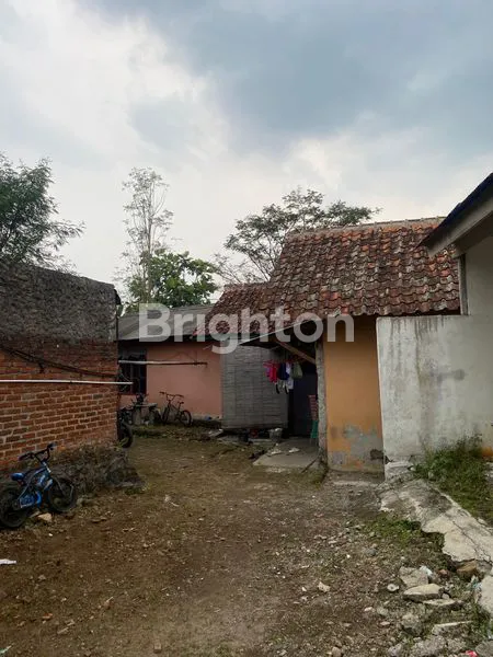 image DIJUAL 2 UNIT RUMAH TINGGAL DIATAS LAHAN 1113M² (4)