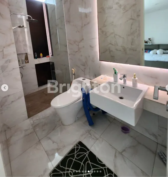 image RUMAH SURABAYA BARAT ONE GATE SYSTEM DI GRAND PAKUWON SURABAYA (6)