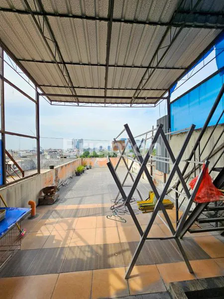 image RUKO CANTIK 3,5 TINGKAT SIAP HUNI BAGUS TERAWAT DI INTI KOTA MEDAN DENGAN LETAK STRATEGIS, COCOK UNTUK TINGGAL DAN BUKA USAHA, ADA AREA PARKIR LUAS DI JL BAMBU 2 MEDAN (8)