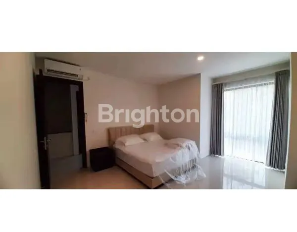 image RUMAH DI GRAHA NATURA FULL FURNISH DENGAN INTERIOR EKSKLUSIF (4)