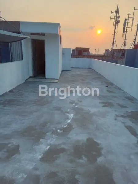 image RUKO 4 LANTAI LOKASI PINGGIR JALAN RAYA DI TUGU UTARA, TANJUNG PRIOK (8)