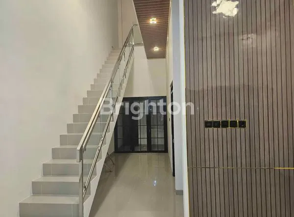 image RUMAH BARU  2 LANTAI MINIMALIS MODERN SYUHADA PERMAI SEMARANG TIMUR (4)
