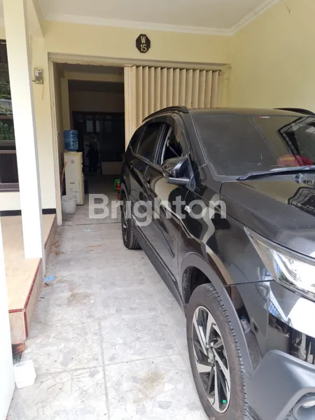 image RUMAH SELESAI RENOVASI DI RUNGKUT MENANGGAL HARAPAN (3)