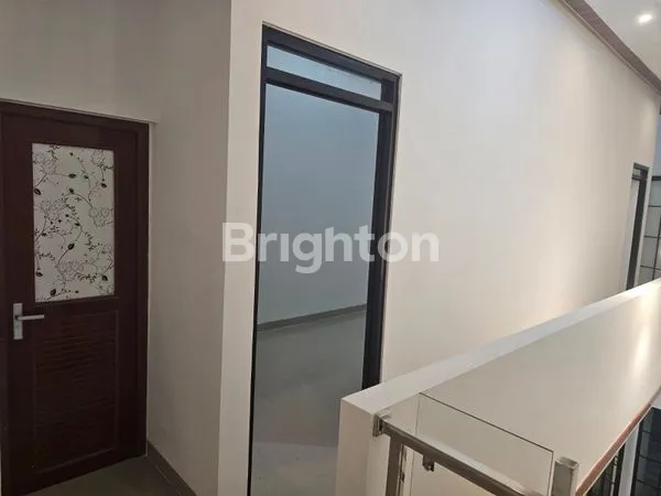 image RUMAH BARU  2 LANTAI MINIMALIS MODERN SYUHADA PERMAI SEMARANG TIMUR (8)