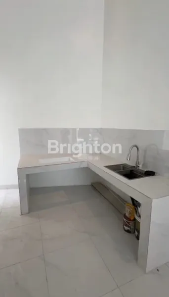 image RUMAH SIAP HUNI FULL RENOVASI BANGUNAN BARU DI TAMAN HARAPAN BARU, BEKASI UTARA (5)