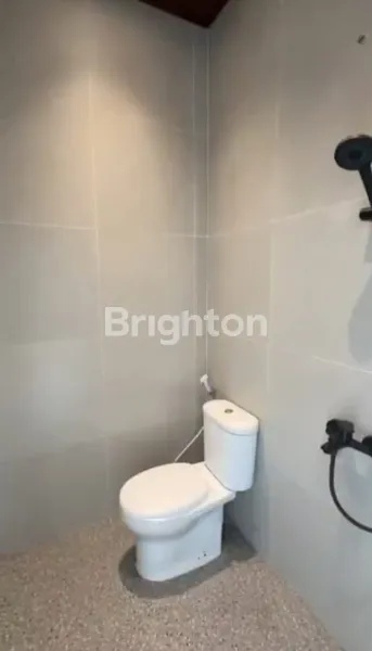 image RUMAH SIAP HUNI FULL RENOVASI BANGUNAN BARU DI TAMAN HARAPAN BARU, BEKASI UTARA (8)