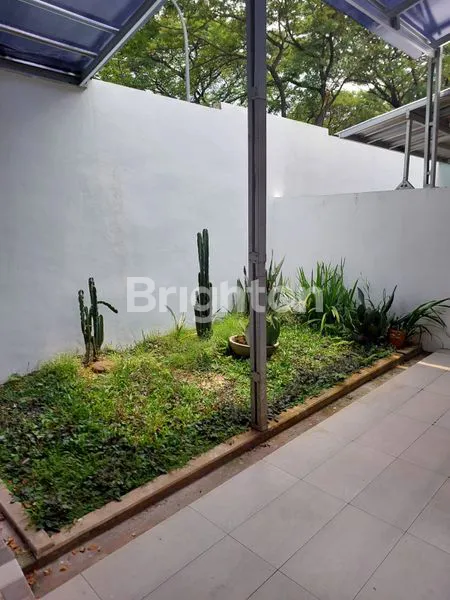 image RUMAH LOKASI NYAMAN MURAH DEPAN TAMAN DI GADING SERPONG (8)