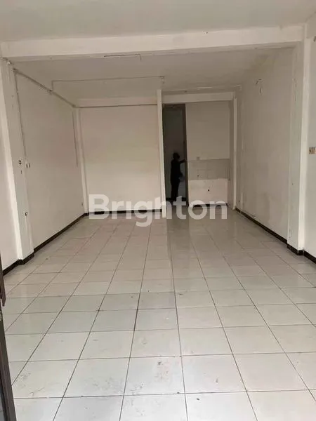 image RUKO KLAMPIS SQUARE LOKASI STRATEGIS COCOK UNTUK USAHA (5)