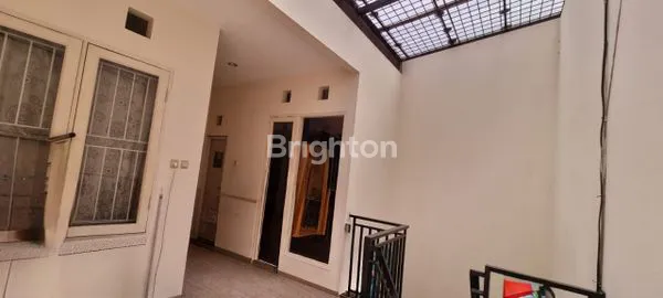 image DIJUAL BU RUMAH DI HARAPAN INDAH 2 (3)