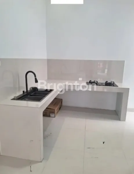 image RUMAH 2 LANTAI BANGUNAN BARU FULL RENOVASI SIAP HUNI DI BOULEVARD HIJAU, BEKASI (5)