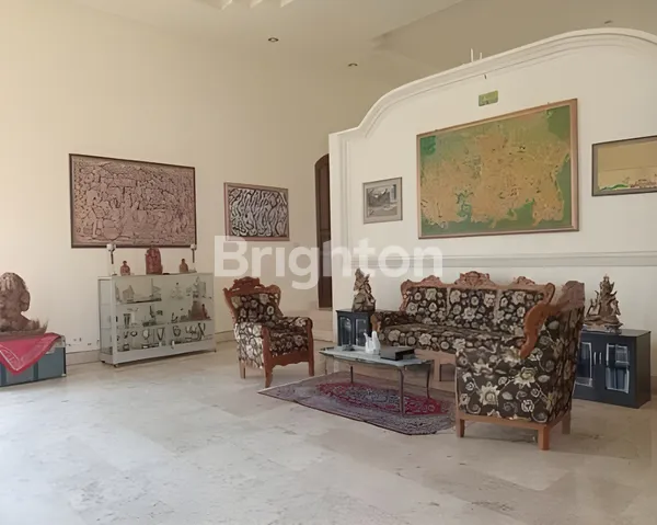 image VILLA 7 KAMAR LUAS DI GIANYAR BALI – DEKAT PANTAI & DESTINASI FAVORIT (3)