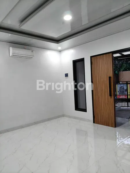 image RUMAH MEWAH SHM 2 LANTAI CIRACAS (2)