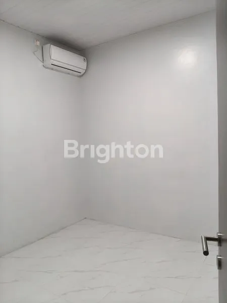 image RUMAH MEWAH SHM 2 LANTAI CIRACAS (4)