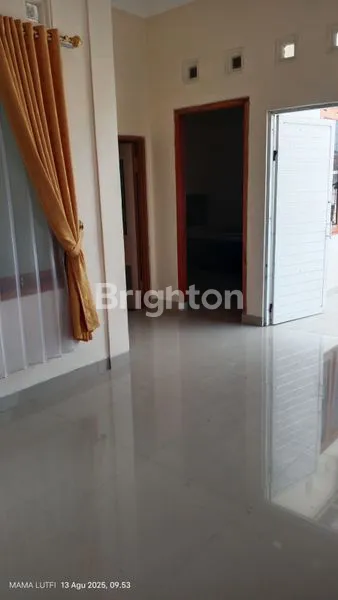 image RUMAH HOOK SIAP HUNI DENGAN VIEW CANTIK DI PERUMAHAN PESONA RENJANA ASRI BANYUMANIK SEMARANG (5)