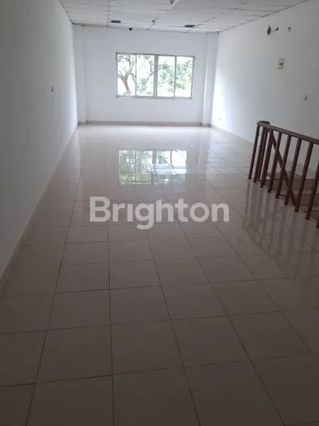 image JUAL CEPAT, RUKO PASAR MODERN PARAMOUNT, HADAP JALAN RAYA (3)