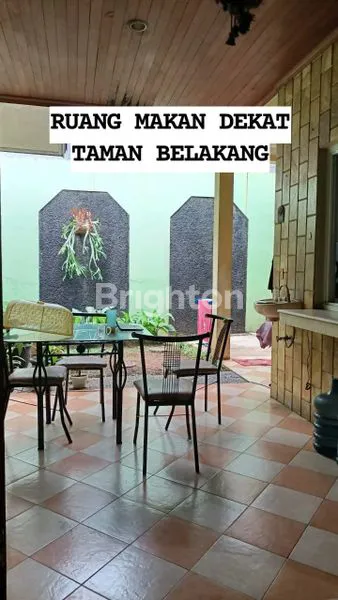 image RUMAH SIAP HUNI SATU SETENGAH LANTAI DI CONDET KRAMAT JATI (5)