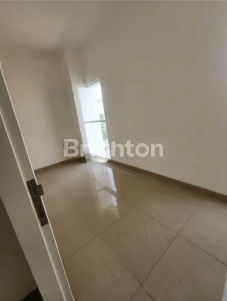 image ROYAL LIVING RUMAH SIAP HUNI DI TANGERANG (4)