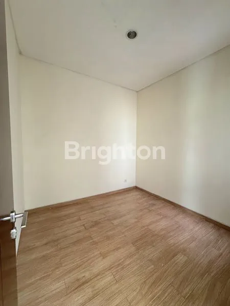 image SUPER SALE THE EMINENT PRESTIGIA (4)