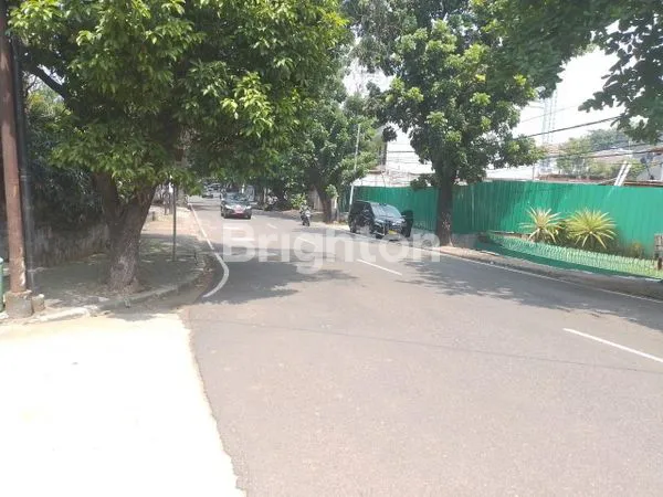 image RUMAH LAMA BERFUNGSI KOSAN – PATI UNUS, KEBAYORAN BARU, JAKARTA SELATAN (4)