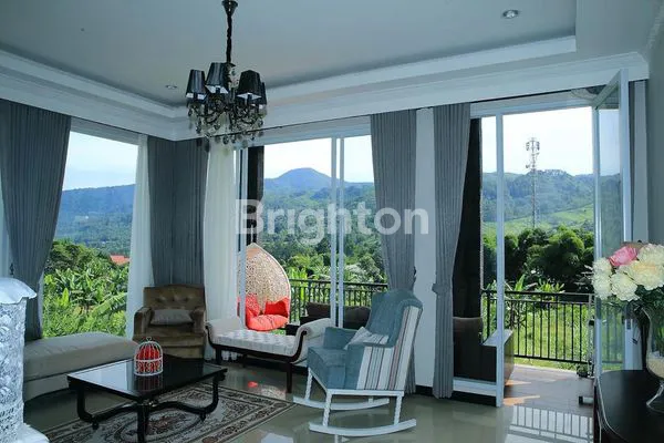 image VILLA MEWAH 12 KAMAR, KOLAM RENANG & VIEW GUNUNG (3)
