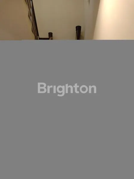 image RUMAH MEWAH , CANTIK , SIAP HUNI DI KEDOYA JAKARTA BARAT. BANGUNAN 2 LANTAI. TURUN HARGA DARI 9,2M JADI 8,8M (MASIH NEGO) (8)