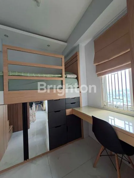image SUPER MURAH! APARTEMEN 3 KAMAR SIAP PAKAI, FULL FURNISHED + LOKASI AMAN BEBAS BANJIR!” (7)