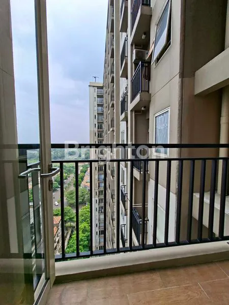 image SUPER MURAH! APARTEMEN 3 KAMAR SIAP PAKAI, FULL FURNISHED + LOKASI AMAN BEBAS BANJIR!” (6)