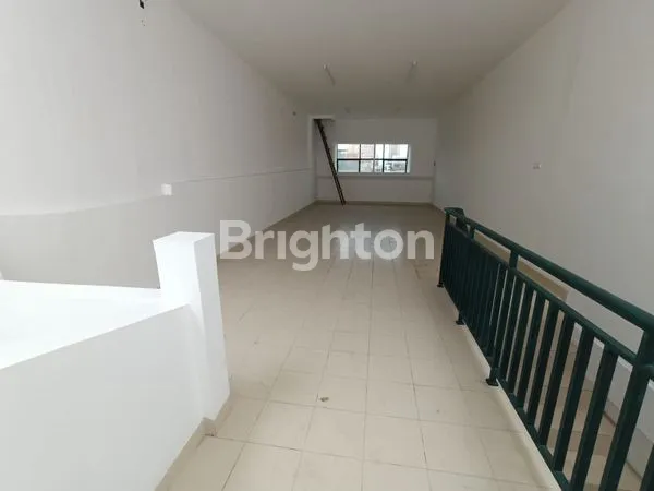 image RUKO STRATEGIS DAN KOMERSIAL 3 LANTAI DI CIDENG BARAT SIAP DIPAKAI (5)