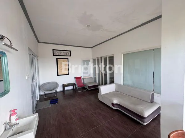 image RUMAH MEWAH KAWASAN ELIT DI SILIGITA NUSA DUA (6)