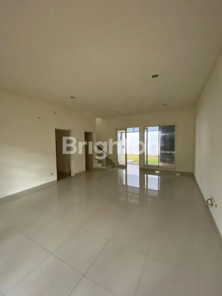 image RUMAH SIAP HUNI RESIDENCE ONE BSD 160M² (8)