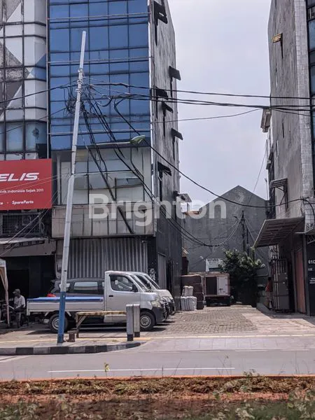 image DIJUAL RUKO HOEK 4 LANTAI DI RAWAMANGUN JAKARTA TIMUR  (1)