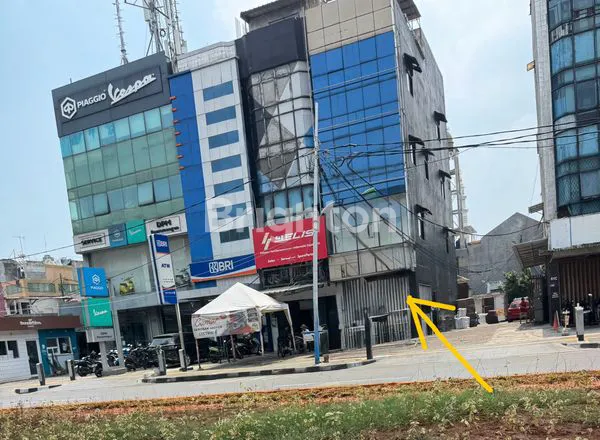 image DIJUAL RUKO HOEK 4 LANTAI DI RAWAMANGUN JAKARTA TIMUR  (2)