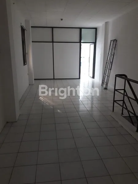 image DIJUAL RUKO HOEK 4 LANTAI DI RAWAMANGUN JAKARTA TIMUR  (5)